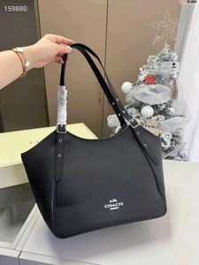 COACH MEADOW SHOULDER BAG PREMIUM QUALITY