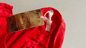 Red Lace Party Dress
