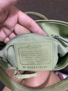 Coach ( Authentic+ Rare)