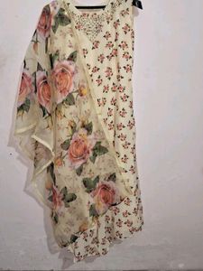 Anarkali Kurta With Organza Dupatta Set