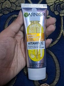 Garnier Vitamin C Serum Cleanser