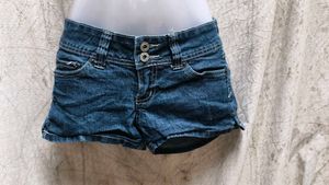1249. Denim Mini Shorts