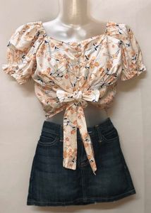 Floral Crop Top Size Small/ Fixed Price.