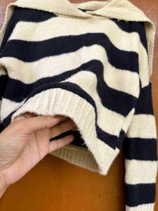 Korean Blue And Beige Sweater