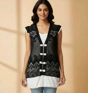 ‼️FREE DELIVERY‼️Elegant Lace Detail Top