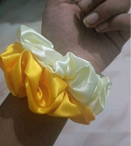 Asthetic Scrunchies