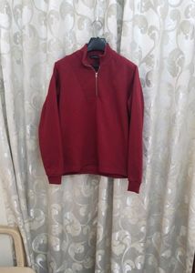 New long sleeves t-shirt for women. Size..M