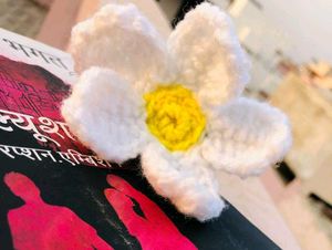 Crochet Daisy Hair Tie