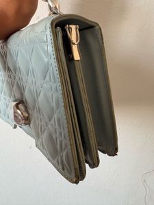 Chic Quilted Chain Handle Bag