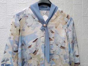 NEW WITH TAG PINTEREST Floral Print Tie-Neck Blous
