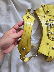 ‼️Guess Y2K Yellow Monogram Baguette‼️