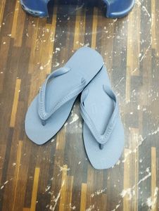 Relaxo Grey Hawai