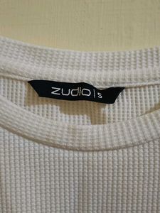 Zudio White &#39;Stay Gold&#39; Crop Top
