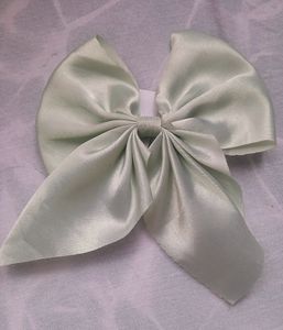 Bow Clip
