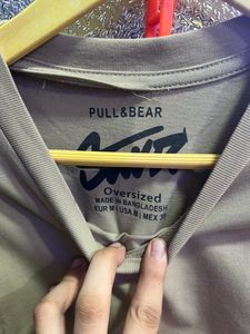 PULL AND BEAR OVERSIZE TEE