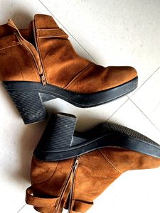 Brand New khadims cleo Boots for women 😍