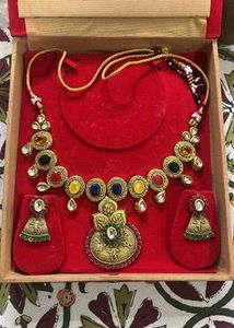 Pearl Necklace Set