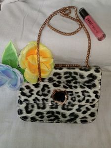 Sling Bag With Adjustable Chain 👜
