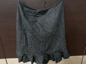 Korean Style Skirt! 🤍
