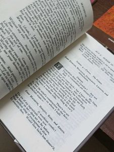 Shakespeare International Bestseller Literature