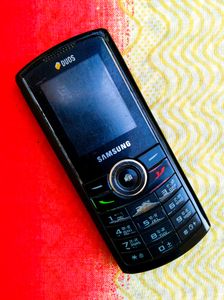 📱Samsung GT-E2232 phone in Dead Condition with New Bettery.(Phone need repair then it Work).