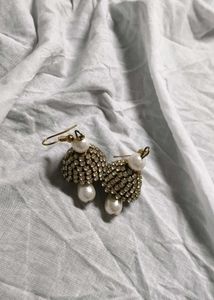 Pearl Rhinestone Earrings