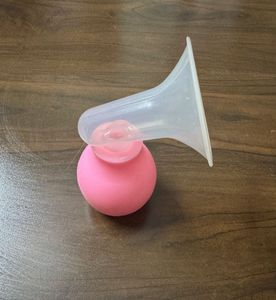 Compact Travel-Friendly Manual Breast Pump