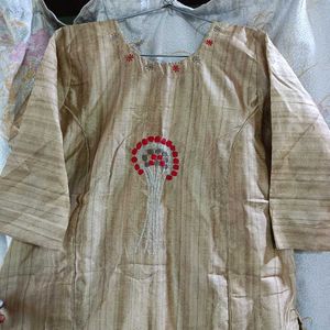 Embroidered Khadi Silk Kurti