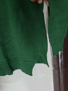 Green Hoodie - Casual &amp; Comfy size M