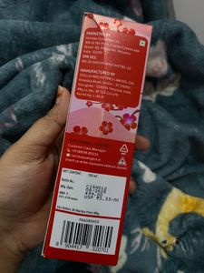 Aqualogica Cherry Blossom Body Mist