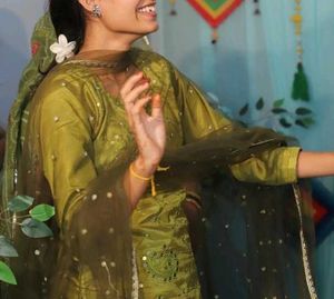 Elegant Green Kurta &amp; Pant Set