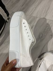 H&amp;M White Casual Shoes