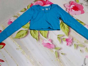 (564)Blue Cropped Long Sleeve Top