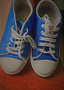 [ BOYS / GIRLS ] Blue Shoes 🔥 Used Once Only !!!