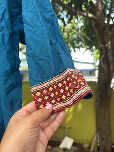 Kurtha Top, Shawl, Pant