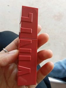 Maybelline Vinyl Super Stay Lipstick