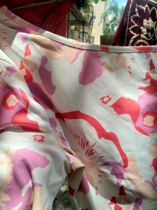 pretty one shoulder top🎀