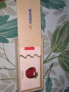 Wooden Jigsaw Puzzel to Learn Numbers And Fruits