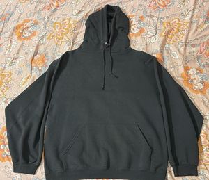 Black Hoodie - Casual &amp; Comfortable