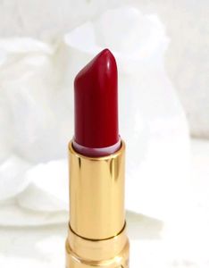 REVLON Super Lustrous Lipstick-Certainly Red