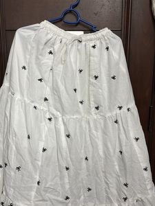 White  Skirt with Black Bows