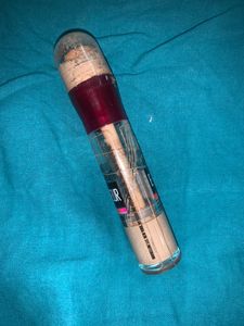 Maybelline Concealer Shade-medium
