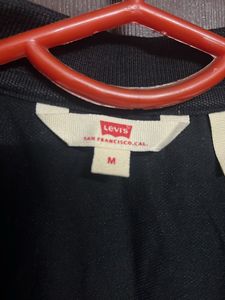 Levi’s Polo Neck Black Tshirt Women