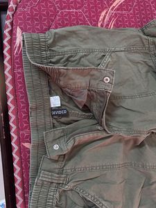 cargos hnm women