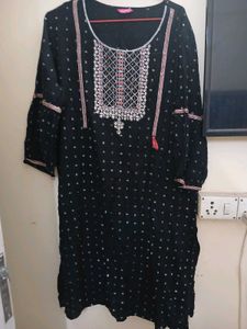 Fashor Embroided Kurti Black
