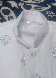 White Kurta Pajama And Wase ort