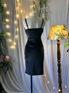 Elegant Black Velvet Mini Dress
