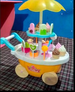 Ice Cream Parlour With Music &amp; Light