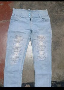 Like New Sky Blue fitted Skinny  jeans For Girls