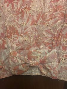 Cute peach Top